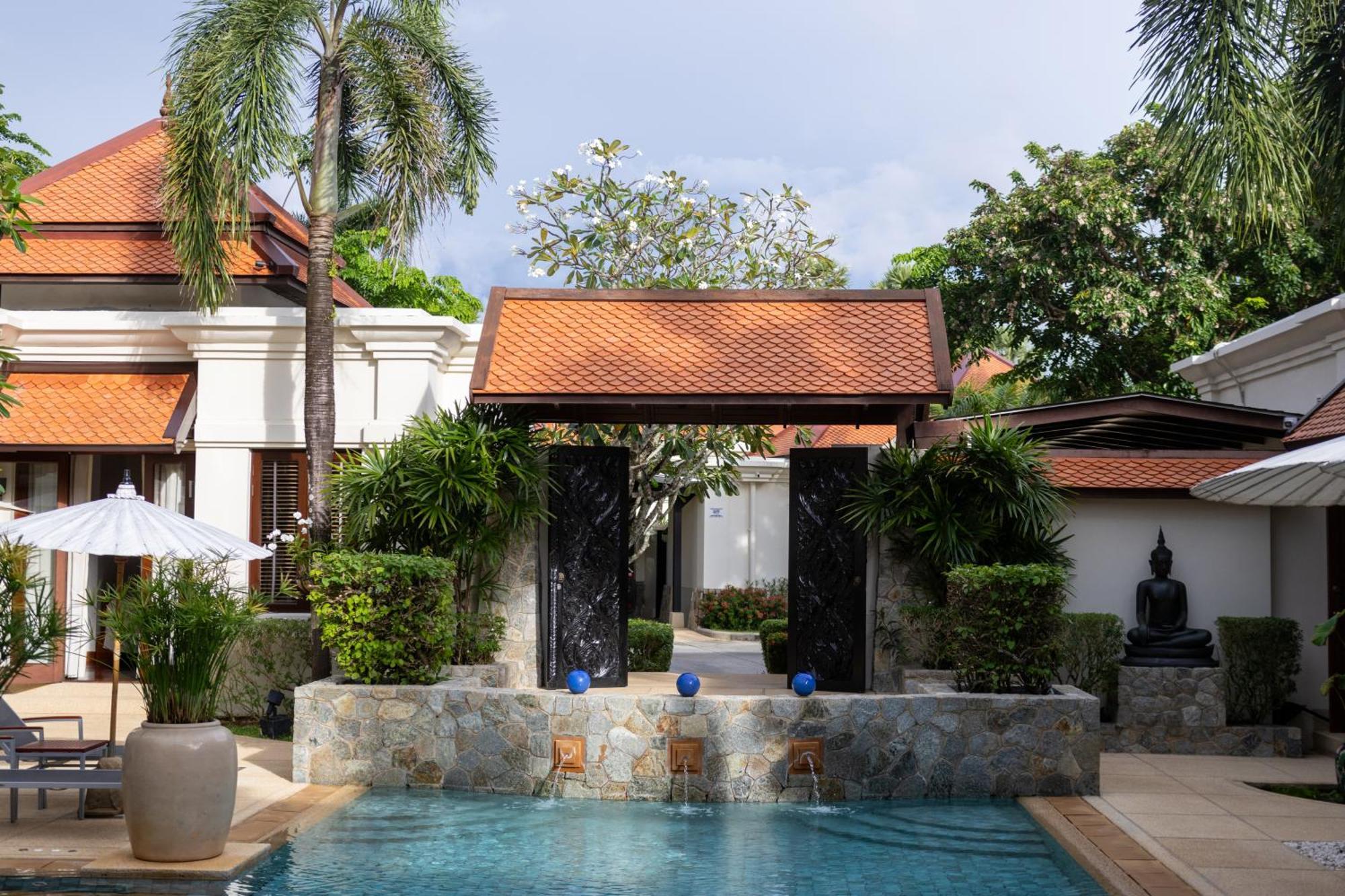 Saitaan,4Br Seaside Garden Pool Villa, Laguna Area Pantai Bang Tao Bagian luar foto