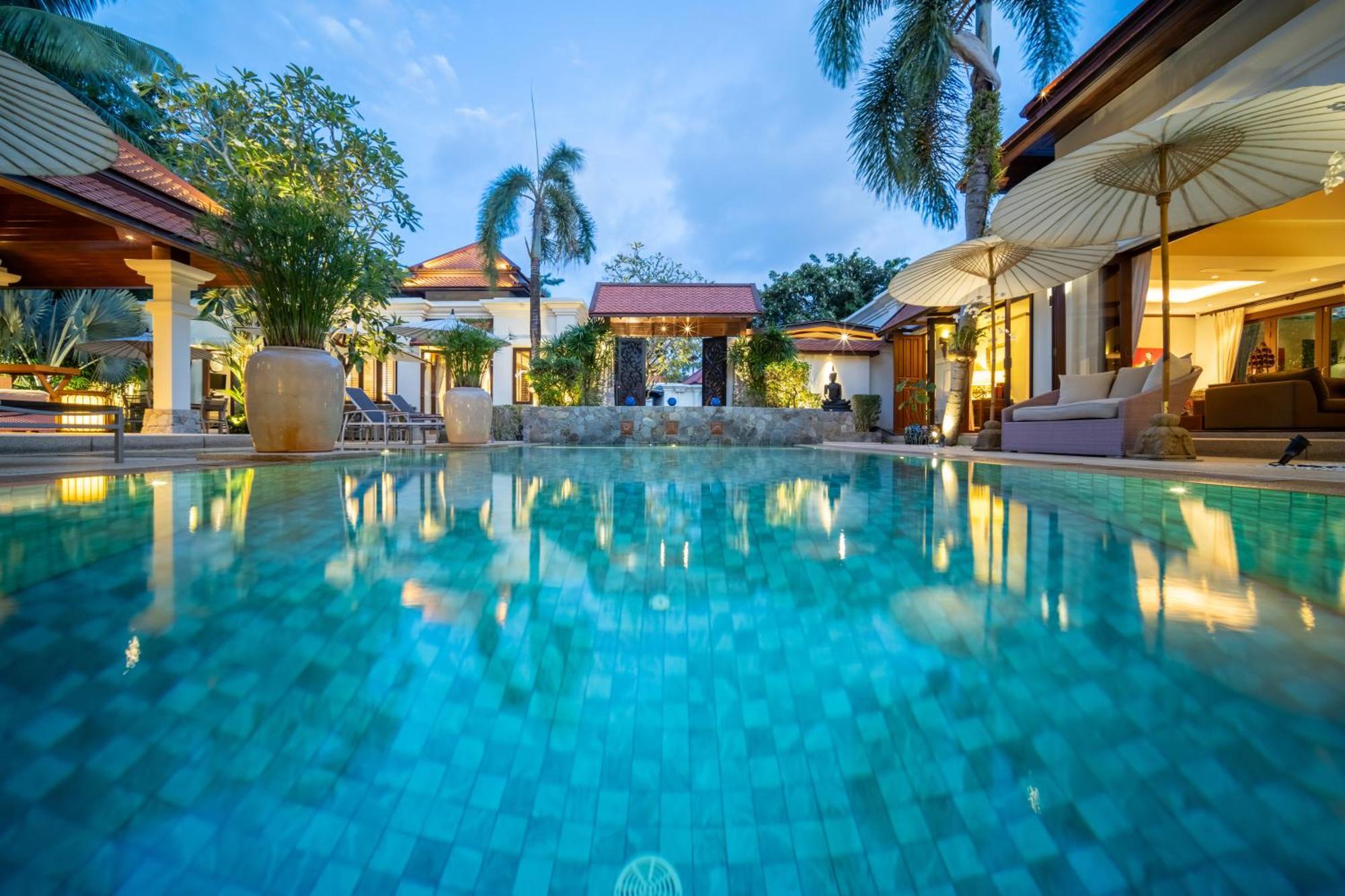 Saitaan,4Br Seaside Garden Pool Villa, Laguna Area Pantai Bang Tao Bagian luar foto